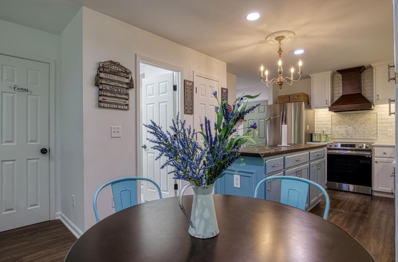 Great Location - Hot Tub - Dog Friendly Βίλα Sevierville Εξωτερικό φωτογραφία