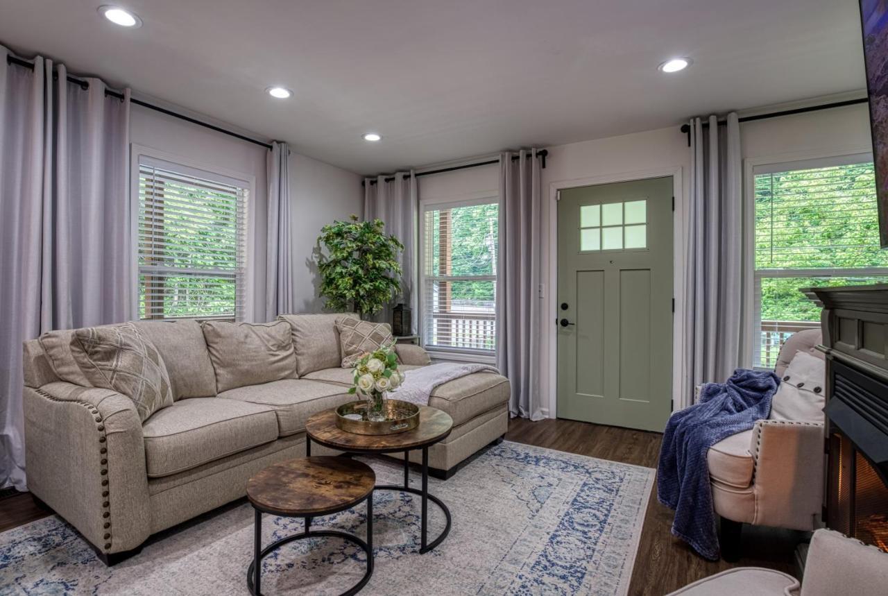 Great Location - Hot Tub - Dog Friendly Βίλα Sevierville Εξωτερικό φωτογραφία